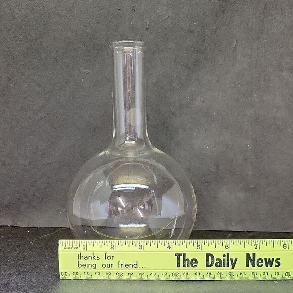 Clear Glass Flask and Pipette Set - Picture 3 of 10